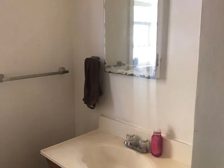548 Alder St — Photo 14