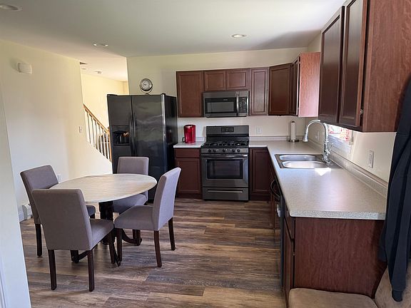 5th image of 36 Ally Drive #36
