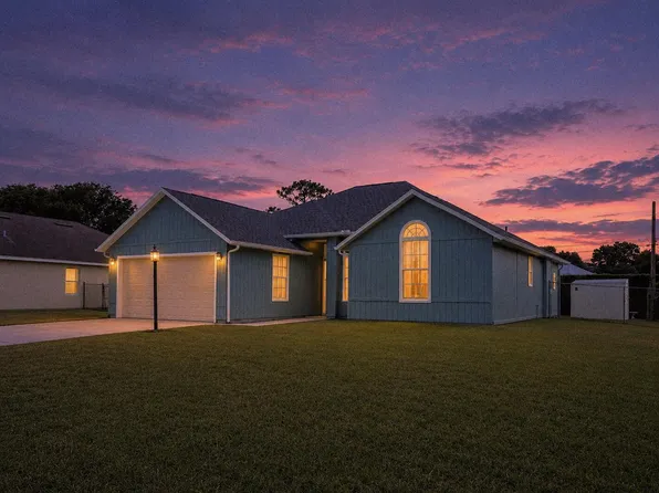 2388 SW Fern Circle, Port St Lucie, FL 34953