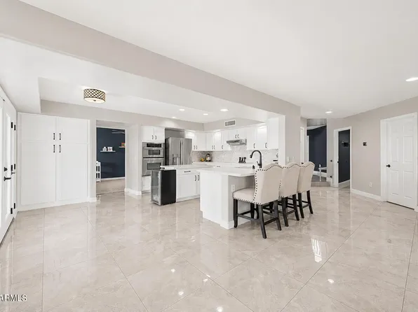 2535 E SARATOGA Street, Gilbert, AZ 85296