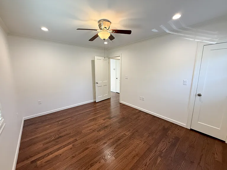445 Alviso St — Photo 8