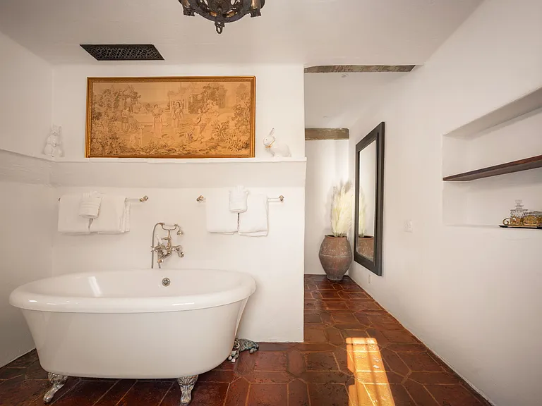 777 Ayala Ln — Photo 26