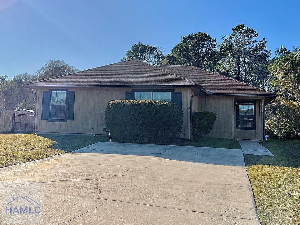 1st image of 908 Black Willow Dr