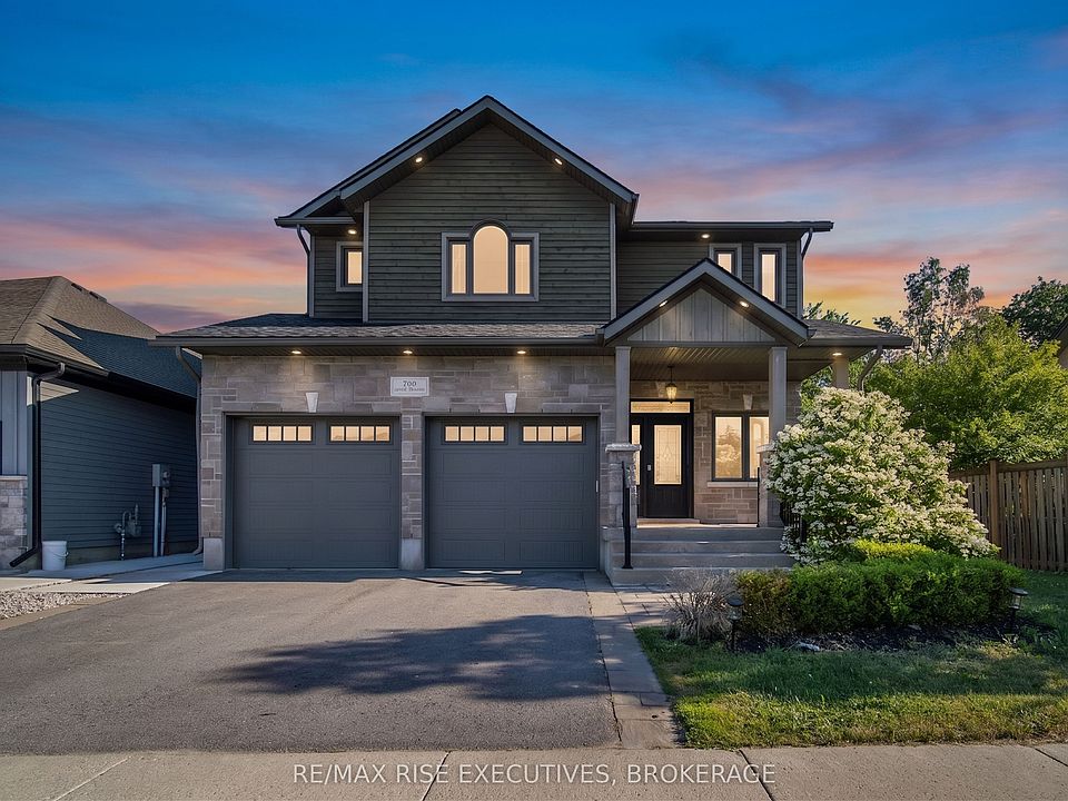 1st image of 700 Stonehenge St