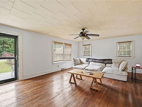 5th image of 801 Whitsett Ave