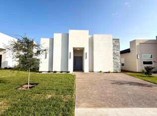 1611 Secretaria Ln, Laredo, TX 78046