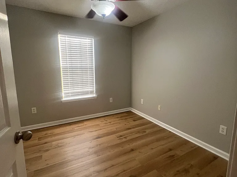 225 Shiloh Dr — Photo 11