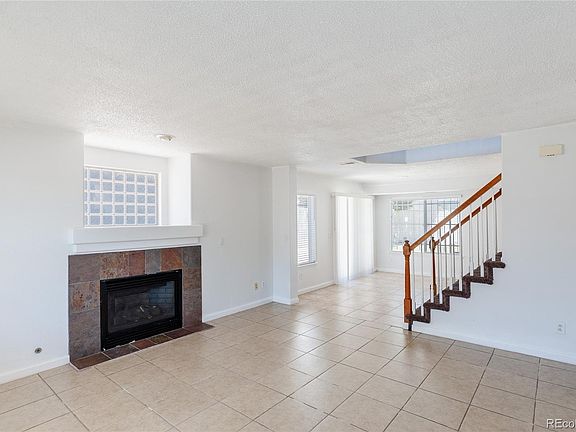 3rd image of 21541 E 40th Avenue