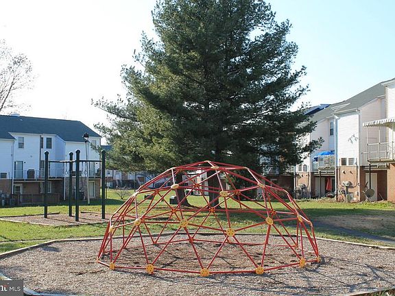 5th image of 14455 Saint Germain Dr