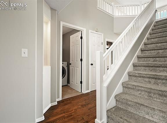4th image of 4940 Nugent Dr