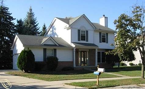 515 Woodland Hills Dr - Front.jp