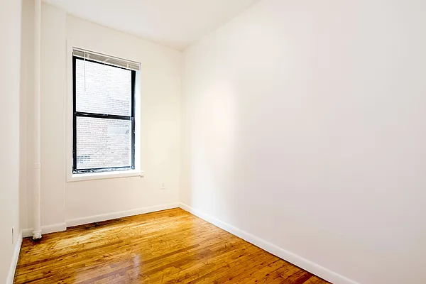 Rented by Compass | media 7