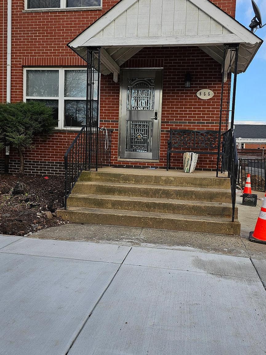855 N Camac St, Philadelphia, PA 19123 | Zillow