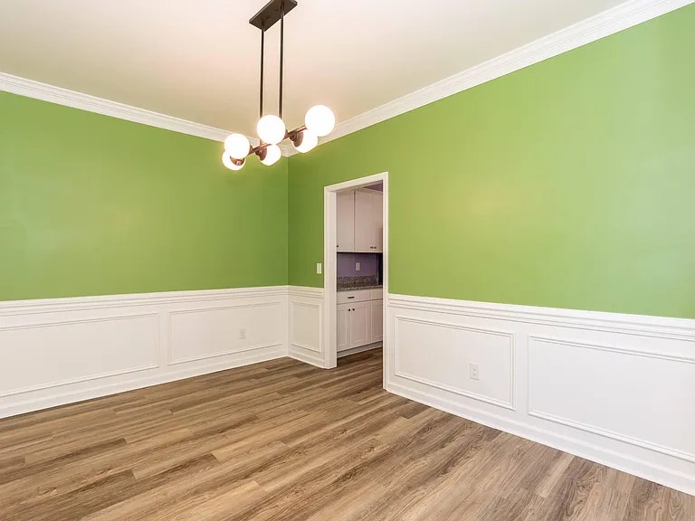 395 Oak Park Blvd — Photo 6