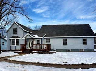 534 Thompson St, Peshtigo, WI 54157