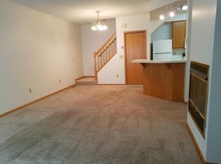 9281 Troon Ct, Woodbury, MN 55125