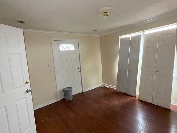 2nd image of 6122 4th Ave