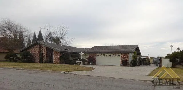 12924 Appaloosa Ave photo 1