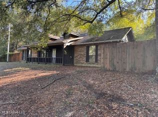 201 Mason Rd, Lucedale, MS 39452