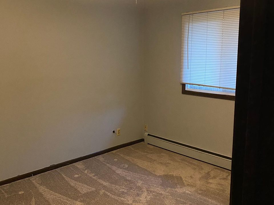 Bedroom #1