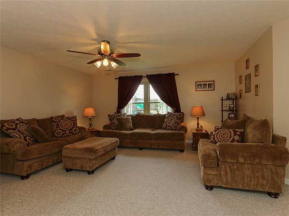 3rd image of 5217 Mesa Verde Dr