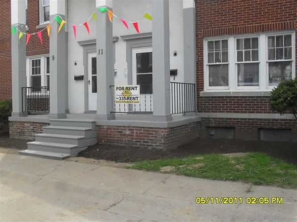 11 Rosshire Ct