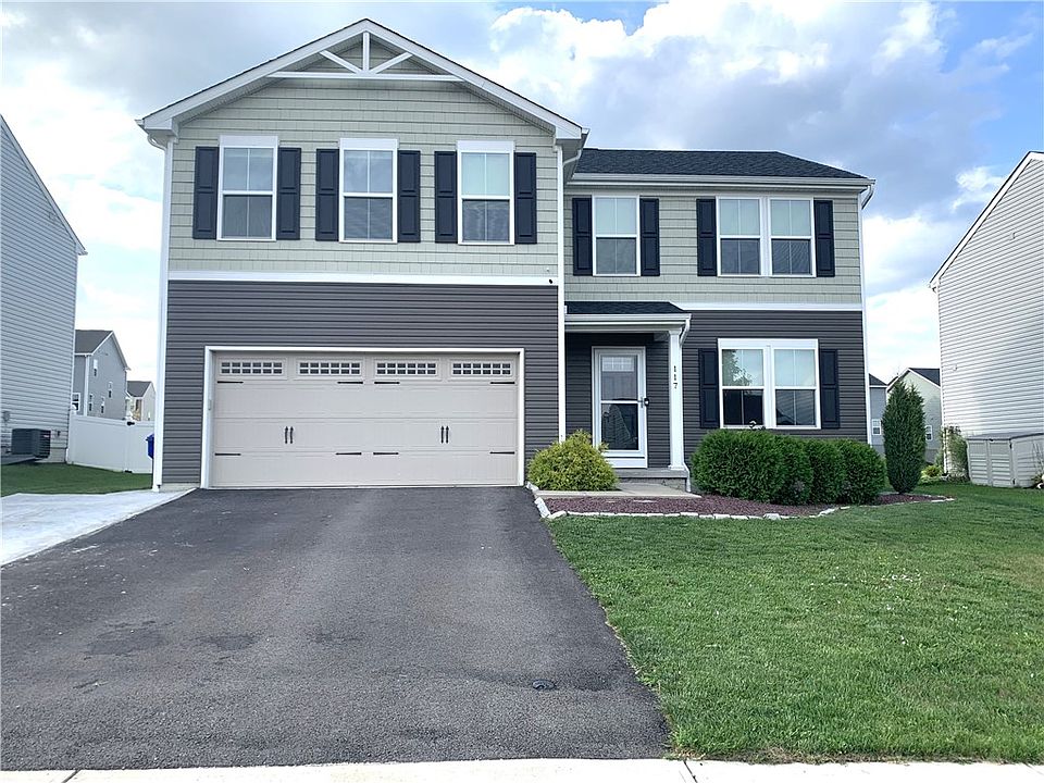 1st image of 117 Twin Oaks Dr