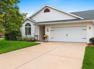2838 Capricorn Dr, Green Bay, WI 54311