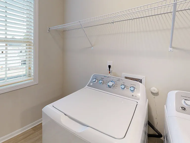 Quinn Residences at McCart Landing — Photo 77