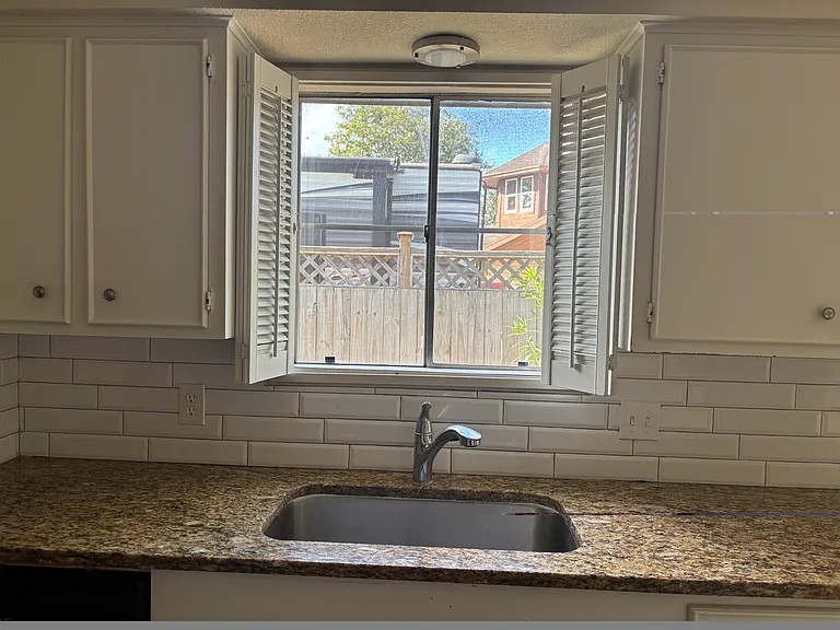 5058 Eider Dr — Photo 14