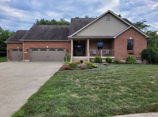 3023 Bridlewood Dr, Sidney, OH 45365