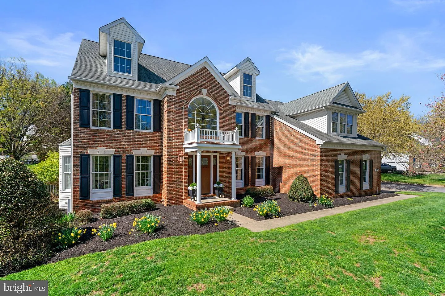 2877 Thornbrook Rd photo 1
