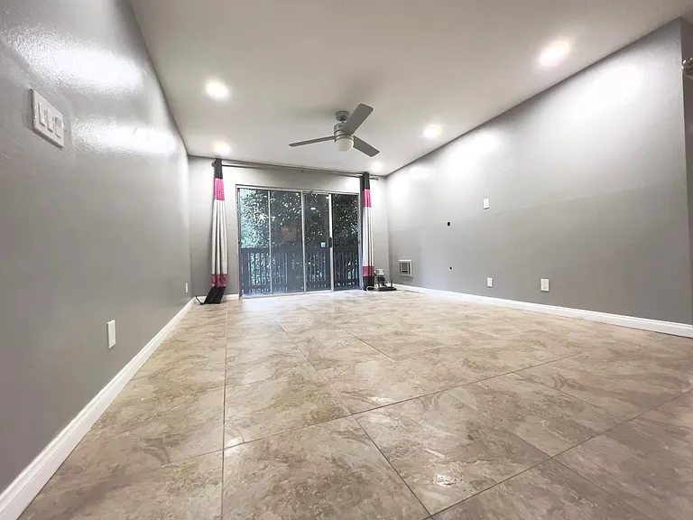 3601 W Hidden Ln #101 — Photo 2