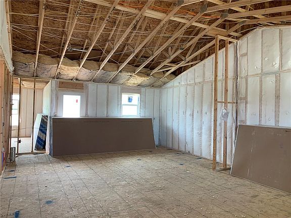 5th image of 408 N 18th St