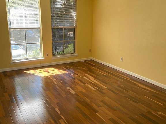 4th image of 2020 Continental Ave APT 102