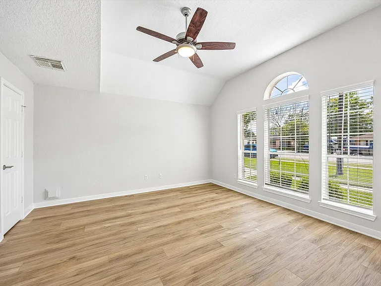 2207 Park Ave #2207 — Photo 8