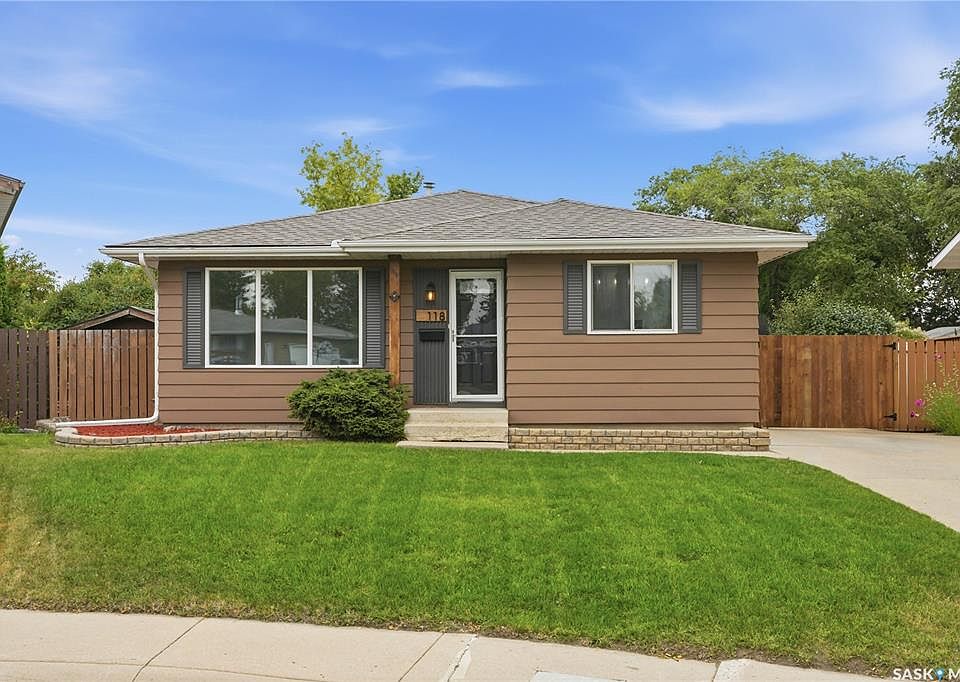 1st image of 118 Dundurn PLACE