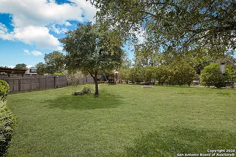 215 Redbird Cir — Photo 20