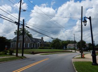 610 E Main St, Canton, GA 30114