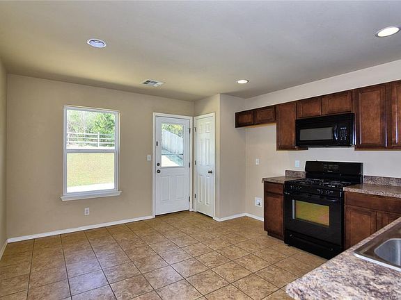 5th image of 1285 Panther Ln
