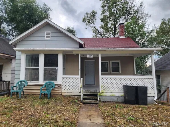 1805 Grace St, Hannibal, MO 63401