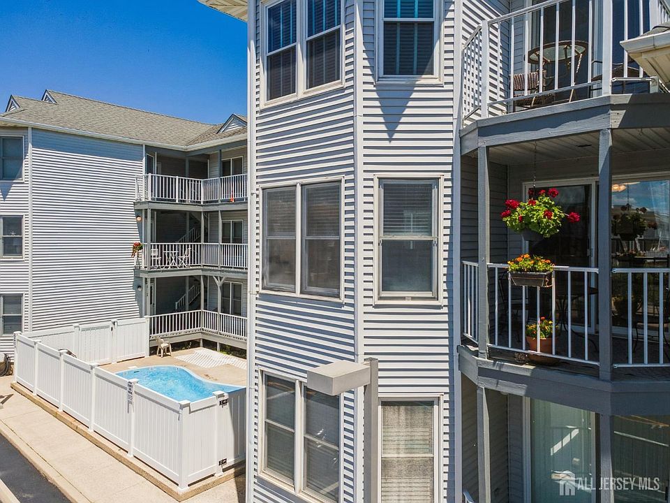 1st image of 1418 Boulevard #6