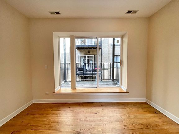 5th image of 4527 N Christiana Ave Floor 1
