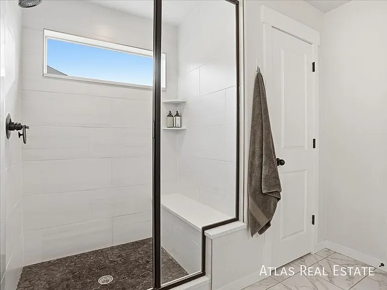 2092 Glean Dr — Photo 26