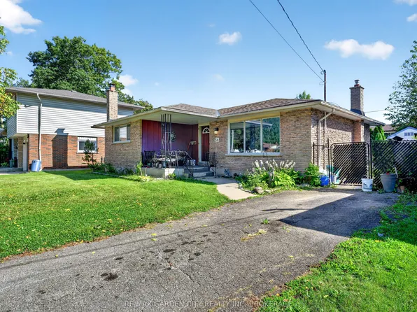 56 Burness Dr E, Saint Catharines, ON L2P 1J5