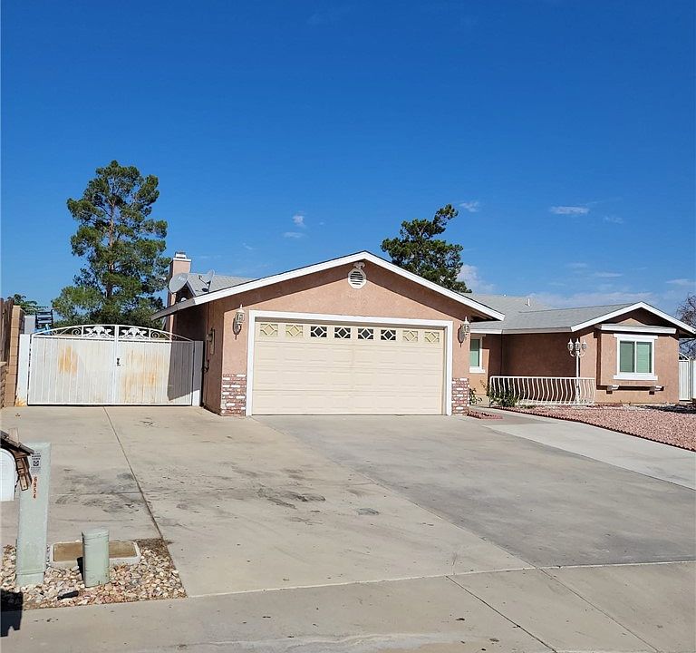 1st image of 12832 Desert Creek Cir