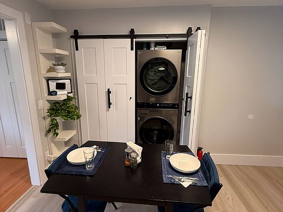 Laundry in Eat-In kitchen