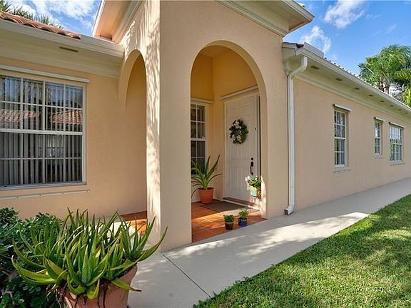 2nd image of 4781 Temple Drive