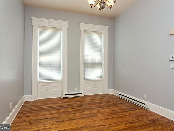 4th image of 1728 Mount Vernon St Floor 1