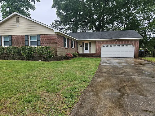 1001 Amherst Ln Photo 1